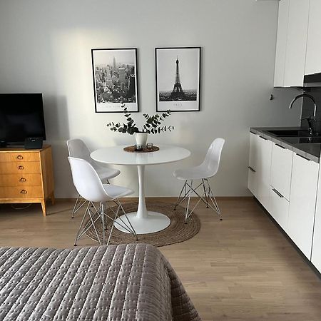 Studio Vip - Close To Airport And Tikkurila Train Station Vantaa Exterior foto